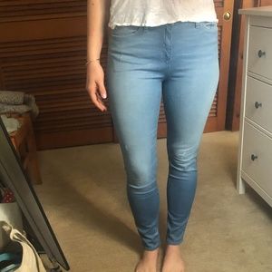 Hudson Mid-Rise Jeans "Nico Super Skinny", Size 29